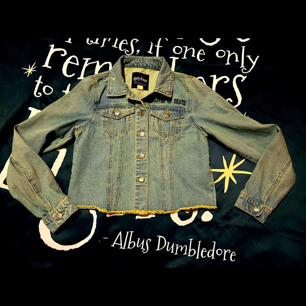 Hot Topic-Harry Potter Deathly Hallows Girls Crop Denim Jacket size XS